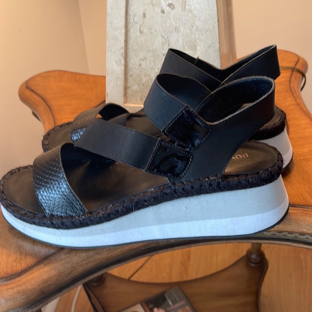 DONALD PLINER Black Leather Sandals NWOT- purchased for a friend but 2 large